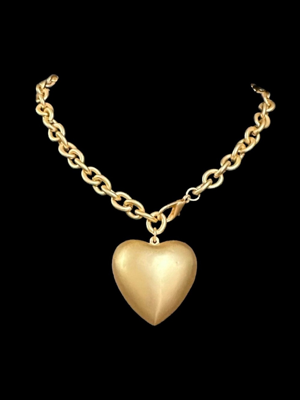Gold Heart Pendant Chunky Chain Necklace